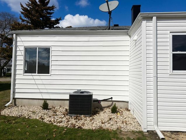 3032 Gladstone Avenue, Rockford, IL 61101