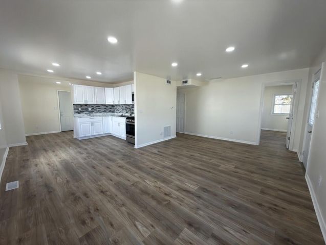 3032 Gladstone Avenue, Rockford, IL 61101