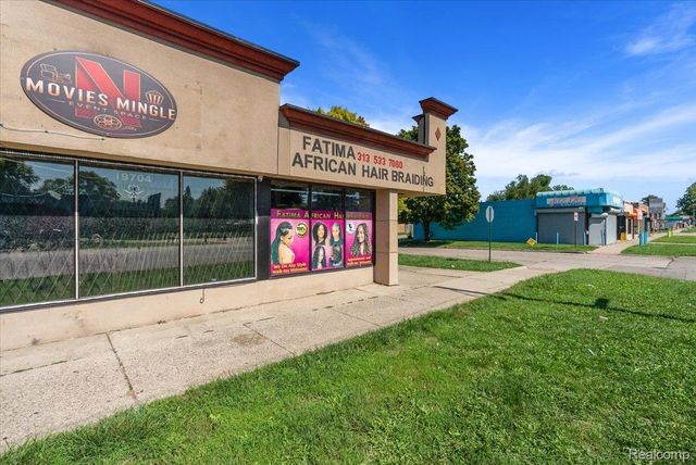 19700 W 7 Mile Road, Detroit, MI 48219