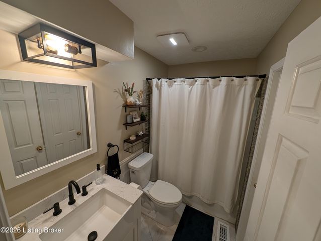 5412 Pearce Way, Crestwood, KY 40014