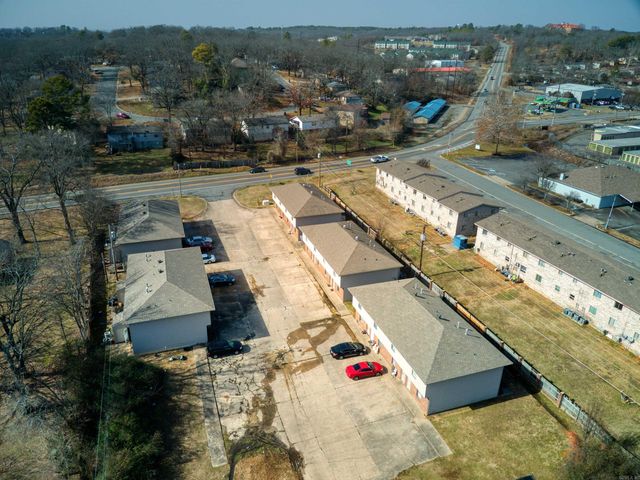 5732 Camp Robinson Road, North Little Rock, AR 72118