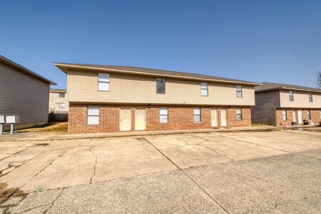 5732 Camp Robinson Road, North Little Rock, AR 72118
