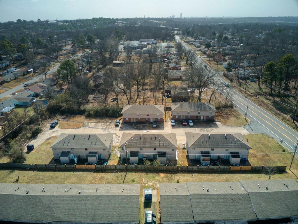 5732 Camp Robinson Road, North Little Rock, AR 72118