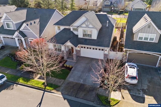 462 Turnberry Av, Woodburn, OR 97071