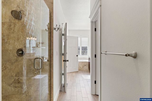 462 Turnberry Av, Woodburn, OR 97071