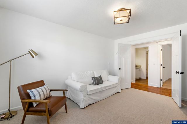 462 Turnberry Av, Woodburn, OR 97071