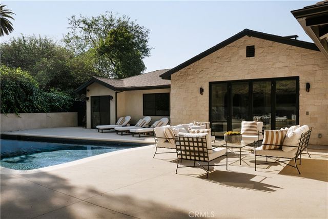 17930 Karen Drive, Encino, CA 91316