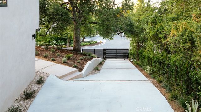 17930 Karen Drive, Encino, CA 91316