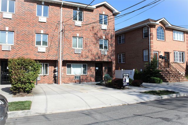 150-42 99th Place, Ozone Park, NY 11417