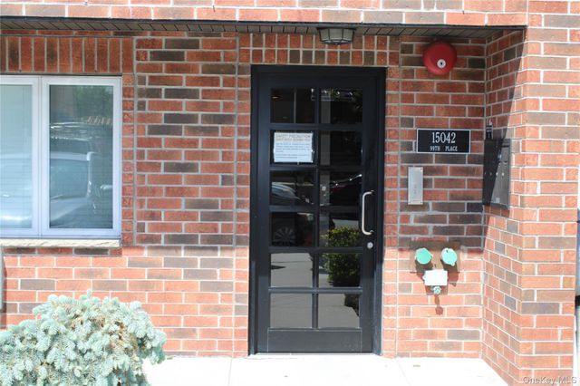 150-42 99th Place, Ozone Park, NY 11417