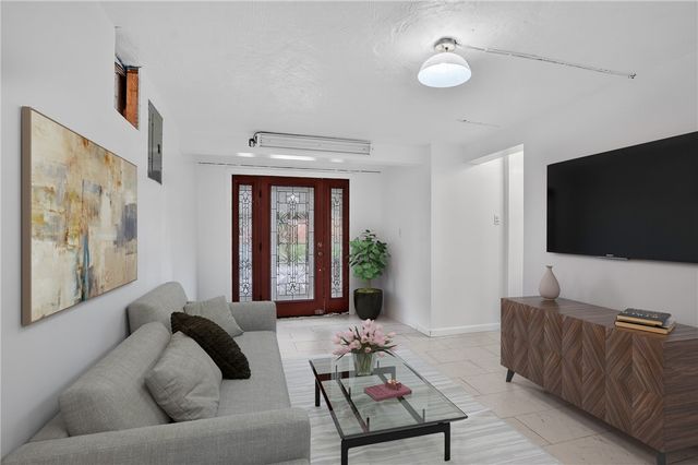 3904 Shady Avenue, Munhall, PA 15120