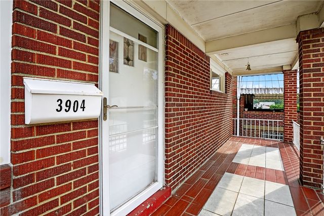 3904 Shady Avenue, Munhall, PA 15120