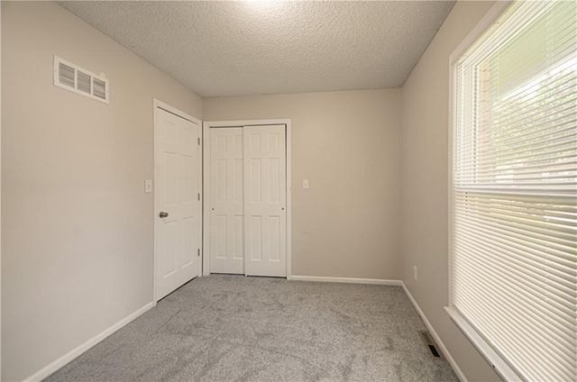 300 Parkwood Drive, Blue Springs, MO 64014