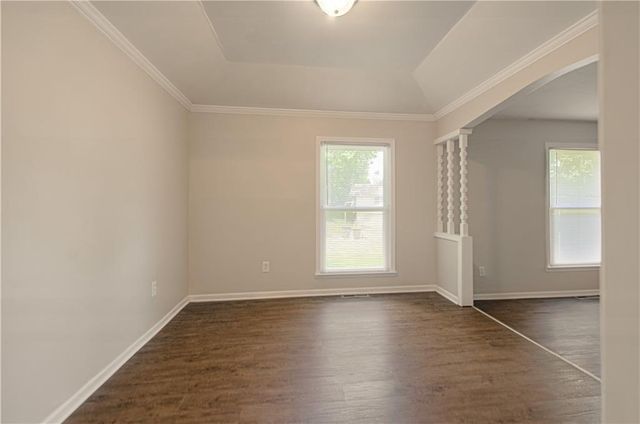 300 Parkwood Drive, Blue Springs, MO 64014