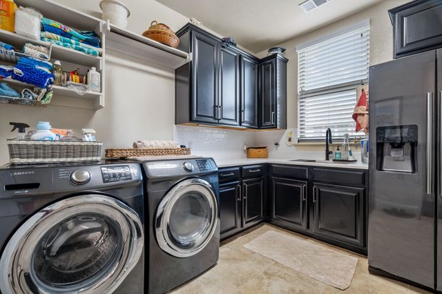 1110 Sunflower Avenue, Argyle, TX 76226