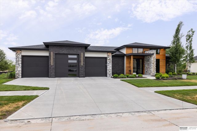 6314 N 295th Street, Valley, NE 68064