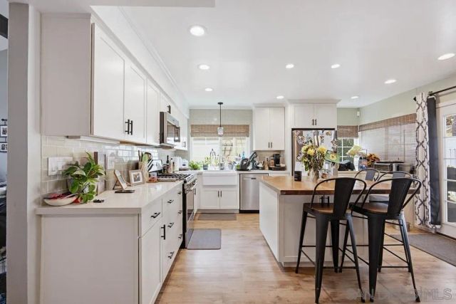 3340 Lynwood, Highland, CA 92346