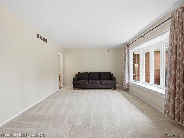 6858 Wellesley Terrace, Clarkston, MI 48346