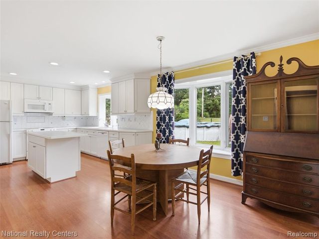 6858 Wellesley Terrace, Clarkston, MI 48346