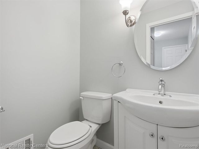 6858 Wellesley Terrace, Clarkston, MI 48346
