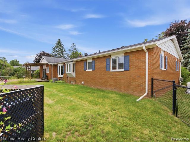 6858 Wellesley Terrace, Clarkston, MI 48346