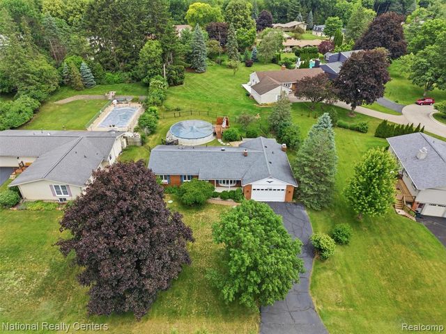 6858 Wellesley Terrace, Clarkston, MI 48346