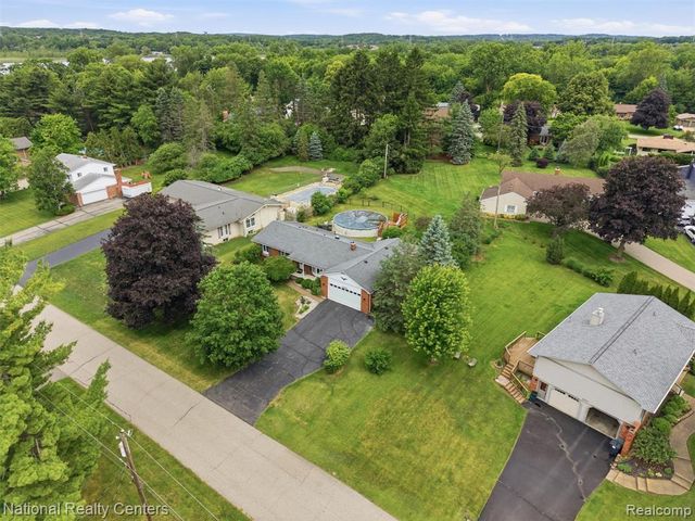 6858 Wellesley Terrace, Clarkston, MI 48346