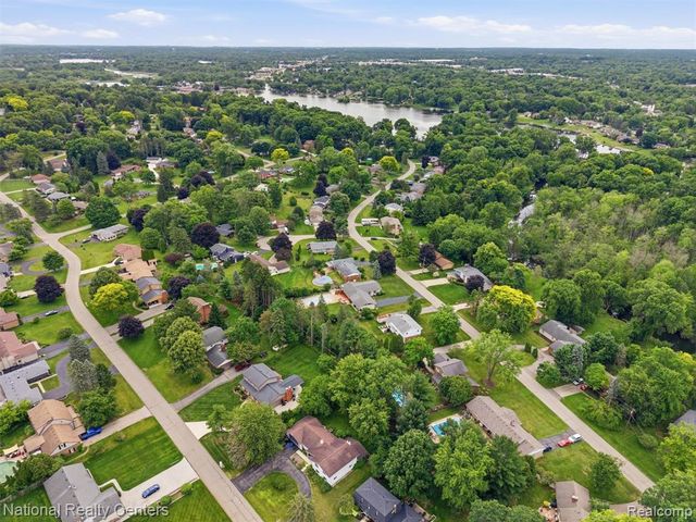 6858 Wellesley Terrace, Clarkston, MI 48346