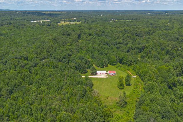 100 Asbury Dr, New Johnsonville, TN 37134