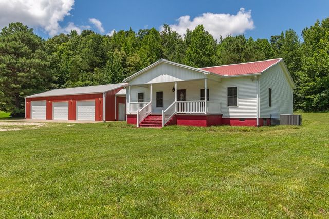 100 Asbury Dr, New Johnsonville, TN 37134