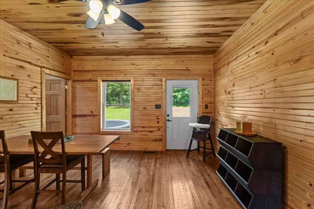 100 Asbury Dr, New Johnsonville, TN 37134