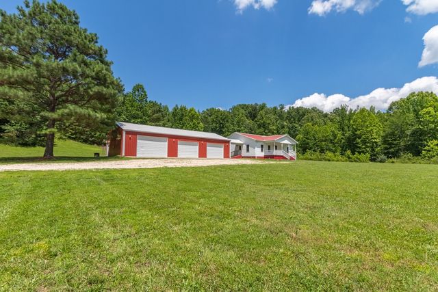 100 Asbury Dr, New Johnsonville, TN 37134