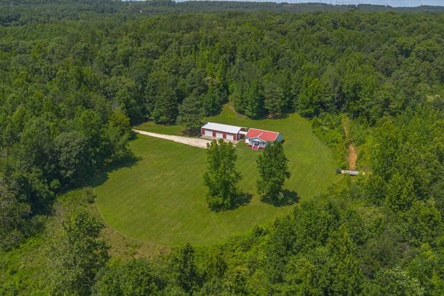 100 Asbury Dr, New Johnsonville, TN 37134