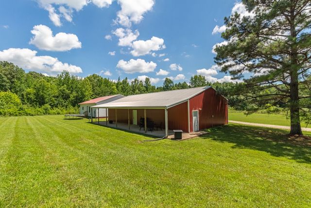 100 Asbury Dr, New Johnsonville, TN 37134