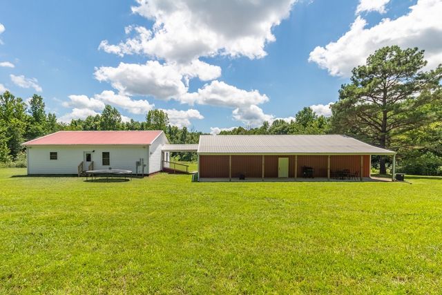 100 Asbury Dr, New Johnsonville, TN 37134