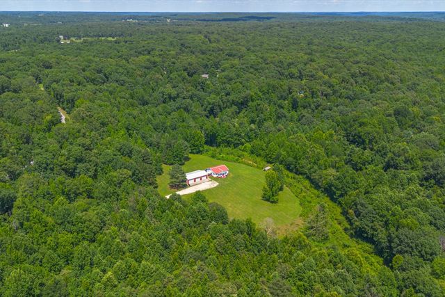 100 Asbury Dr, New Johnsonville, TN 37134