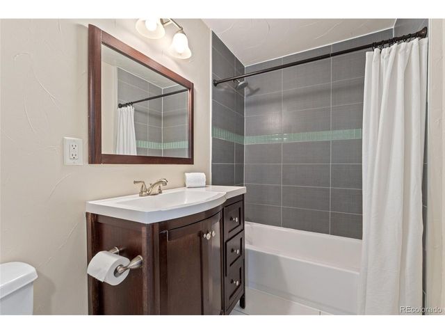 2965 Ivy St, Denver, CO 80207