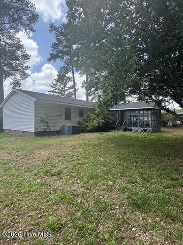 2291 Trinity Club Drive, Kinston, NC 28504