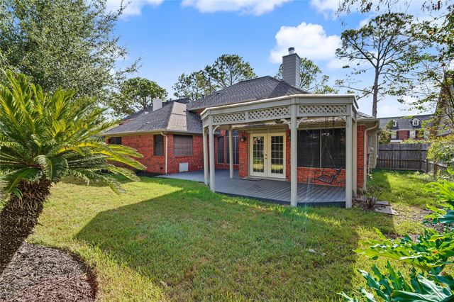 835 Maplewood Falls Court, Houston, TX 77062