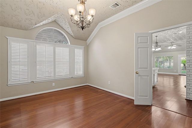 835 Maplewood Falls Court, Houston, TX 77062
