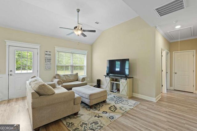 172 Taylor Creek Drive NE, Ludowici, GA 31316