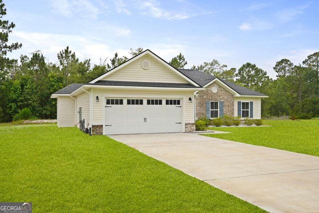 172 Taylor Creek Drive NE, Ludowici, GA 31316