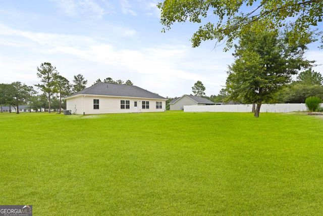 172 Taylor Creek Drive NE, Ludowici, GA 31316