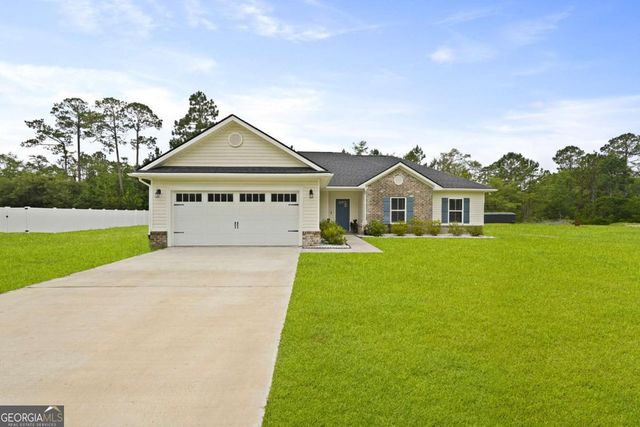 172 Taylor Creek Drive NE, Ludowici, GA 31316