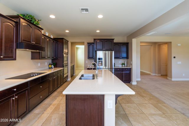 10539 E Hawk Avenue, Mesa, AZ 85212