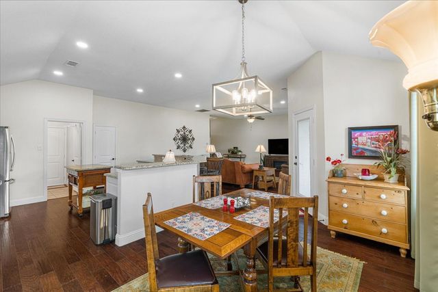 909 Winged Foot, Corsicana, TX 75110