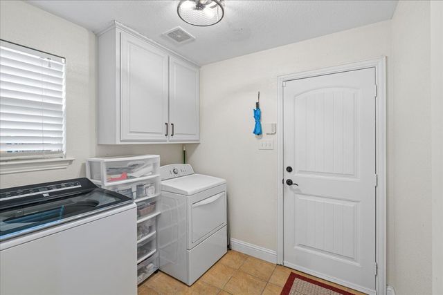 909 Winged Foot, Corsicana, TX 75110