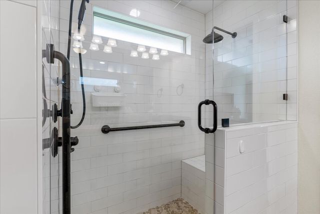 909 Winged Foot, Corsicana, TX 75110