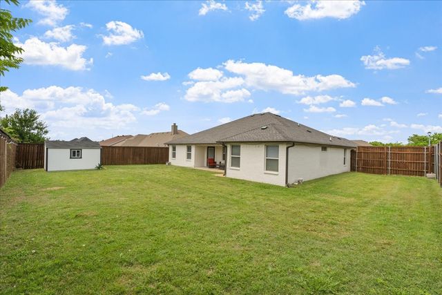 909 Winged Foot, Corsicana, TX 75110