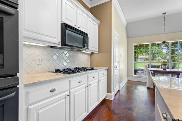 301 Hines Crossing, Bullard, TX 75757